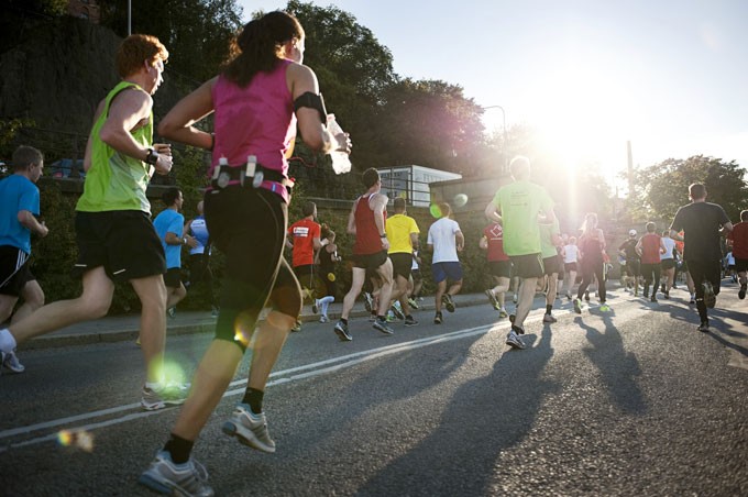 People running